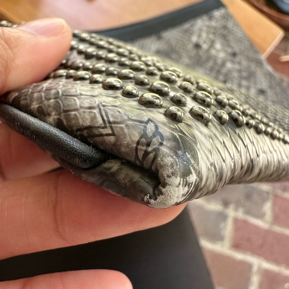 MCM BLACK LEATHER WITH WRISTLET MACBOOK POUCH/BAG 🌟AUTHENTIC 🌟 - Picture 10 of 13